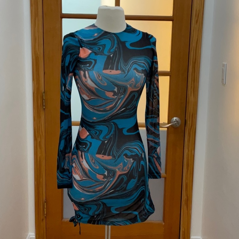 Superdown Katya Ruched Mini Dress Size: XS - Picture 4 of 11